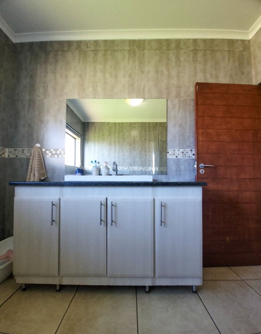 3 Bedroom Property for Sale in Grimbeeck Park North West